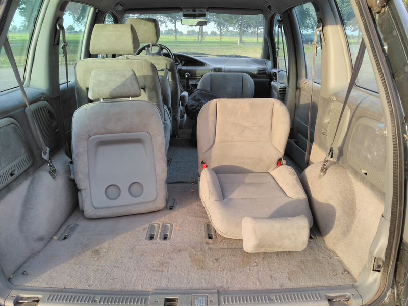 ... Alcantara seats everywhere! And yes, when I went to look at the car the interior looked like this.